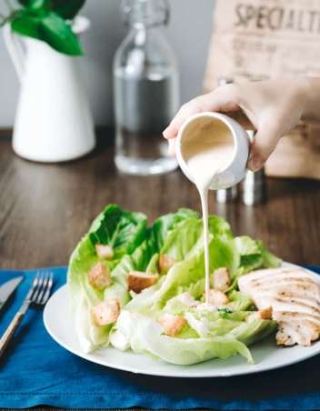 凱薩沙拉醬終極指南：從歷史淵源到自製秘訣一次掌握
