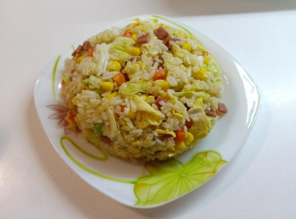 高麗菜炒飯素食 高麗菜炒飯素食