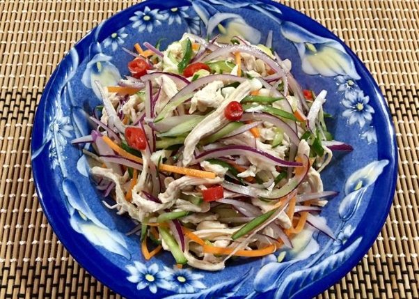 涼拌雞絲洋蔥營養價值 涼拌雞絲洋蔥營養價值
