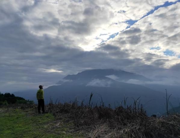 初音山登山 初音山登山
