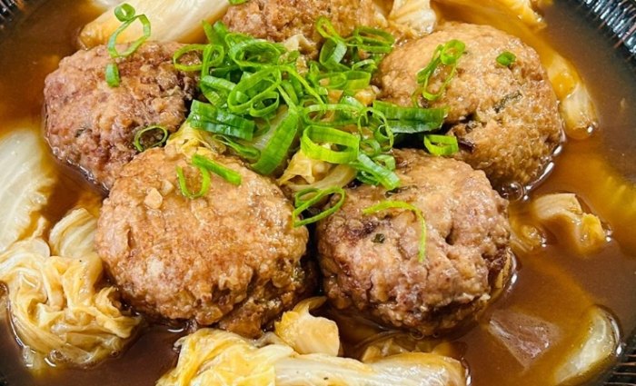 紅燒獅子頭 紅燒獅子頭