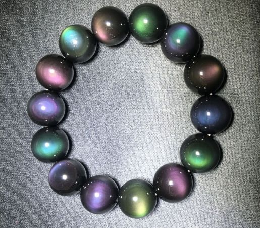 彩曜石鉴别方法 彩曜石鉴别方法