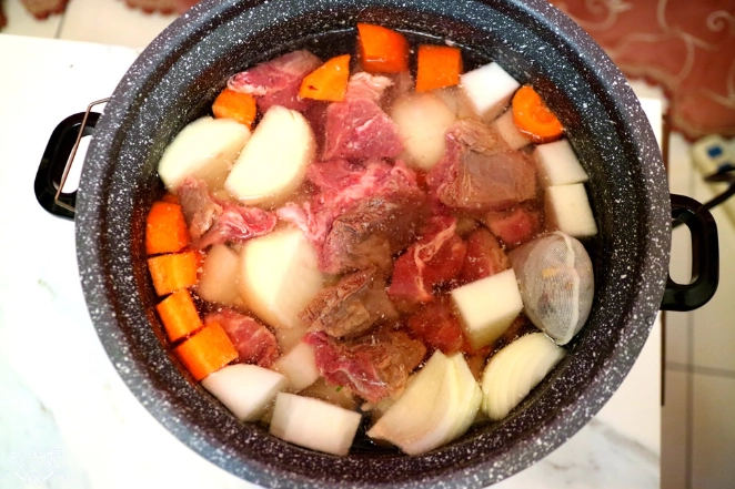 清燉牛肉湯電鍋做法