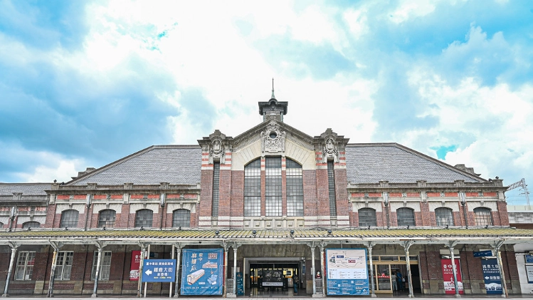 台中火車站前站後站 台中火車站前站後站