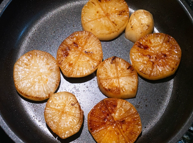 日式滷白蘿蔔做法