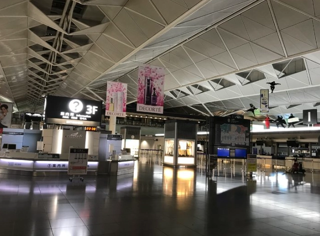 中部國際機場過夜