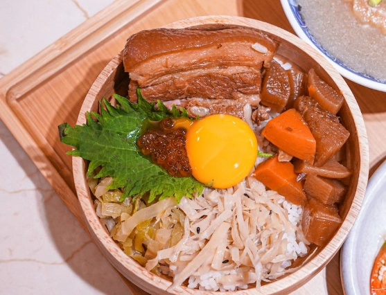 中友百貨地下街美食