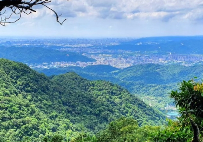 白雞山登山難度