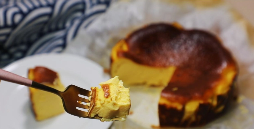 巴斯克蛋糕焦糖色