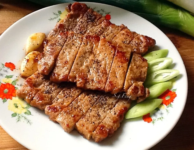 里肌肉排料理全攻略：從選肉到烹飪的完美技巧與常見問題解答