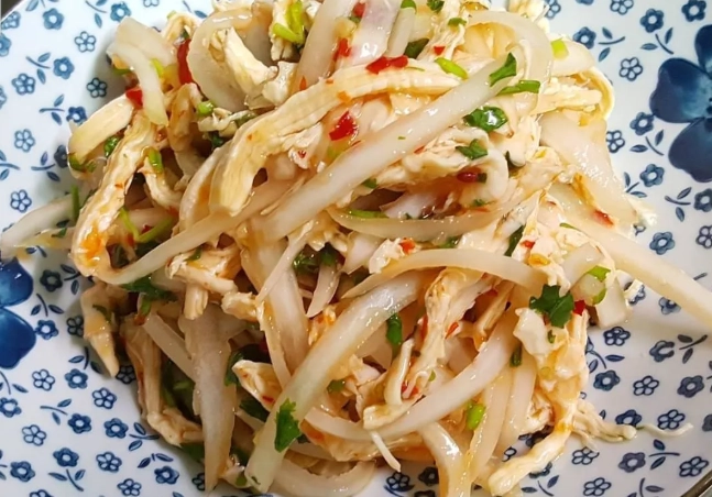 涼拌豆皮雞絲營養