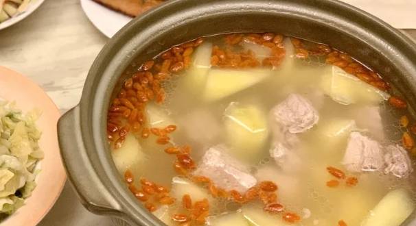 青木瓜排骨湯月經