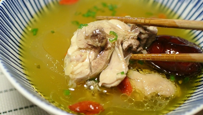 狗蒜頭雞湯食譜