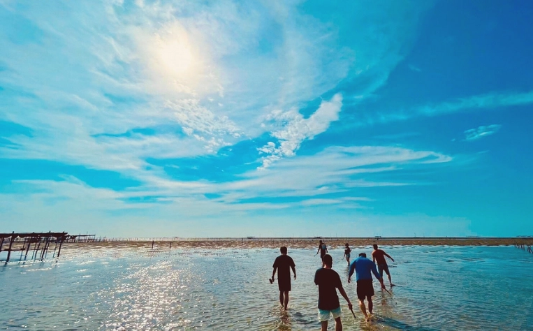 王功漁港鐵牛車