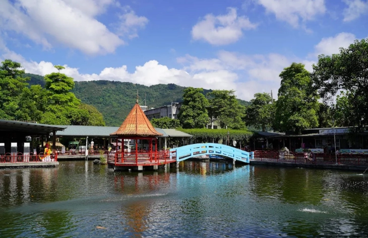 花蓮糖廠附近餐廳