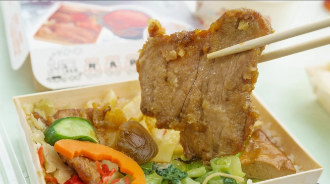 奮起湖鐵路便當