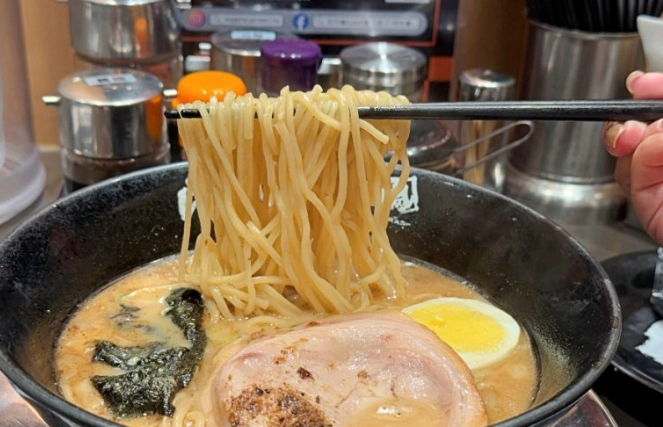 中友百貨地下街美食評分最高