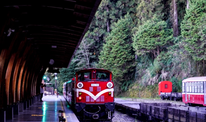 嘉義火車站附近景點