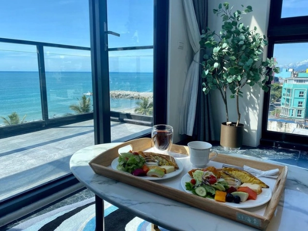 花蓮東大門夜市住宿海景全攻略：精選旅宿與實用旅遊資訊