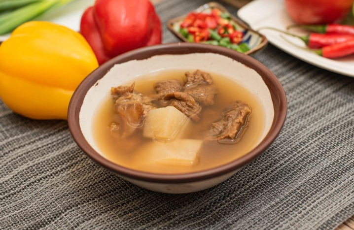 清燉牛肉湯沒味道？揭秘原因與完美解決方案