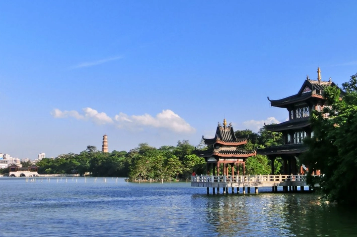 杭州西湖景点地图终极指南：规划行程、避开人潮的秘诀