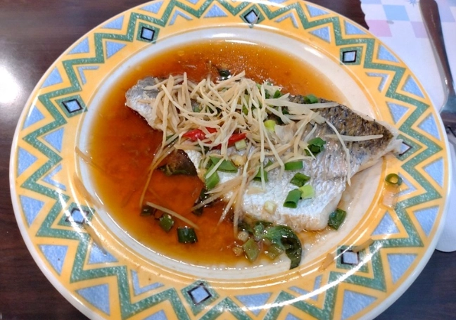 圓山捷運站附近美食全攻略：在地人私藏推薦與必吃清單