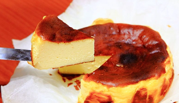 六吋巴斯克蛋糕食譜