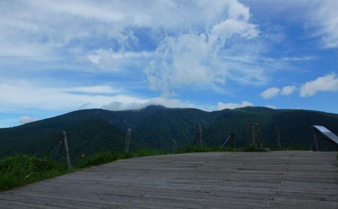 漢拿山御乘生岳