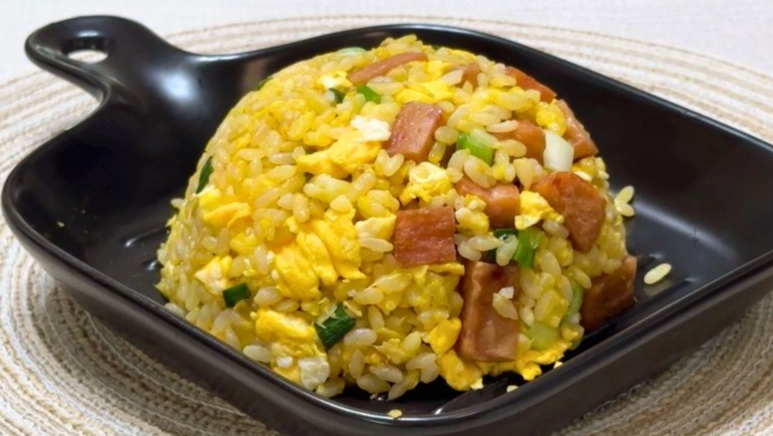 素食蛋炒飯終極指南：從零開始的美味秘訣與健康技巧