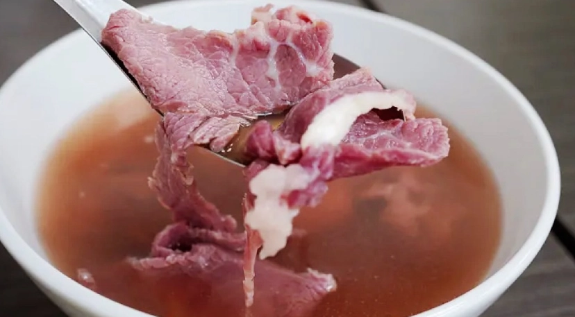 溫體牛肉湯作法全攻略：從選肉到熬湯的秘訣與常見問題解答