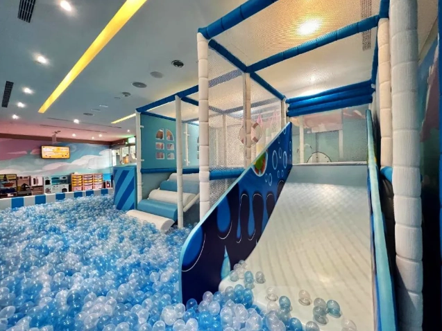 台中親子住宿溜滑梯