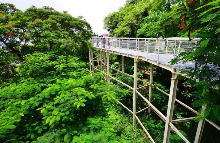 高雄室內遊樂場