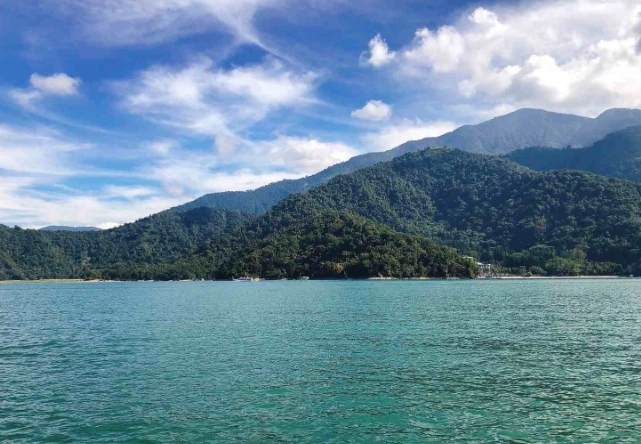 日月潭開車一日遊全攻略：路線、景點、美食與避坑指南