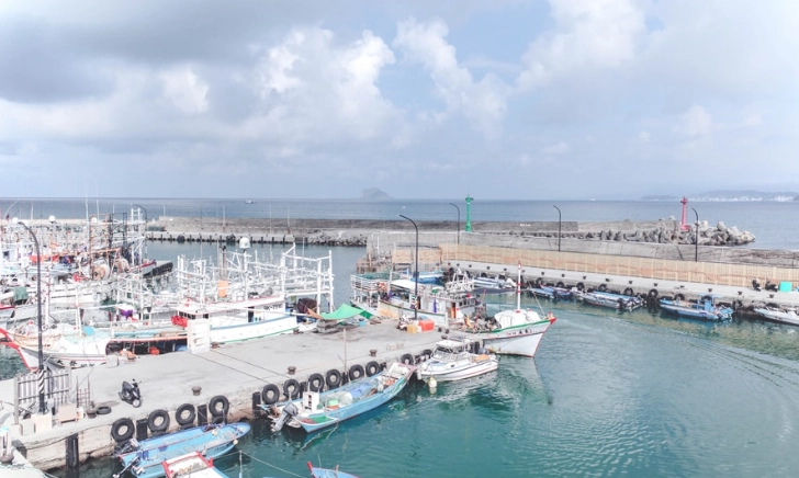 龜吼漁港附近咖啡廳全攻略：海景、手沖與在地風味