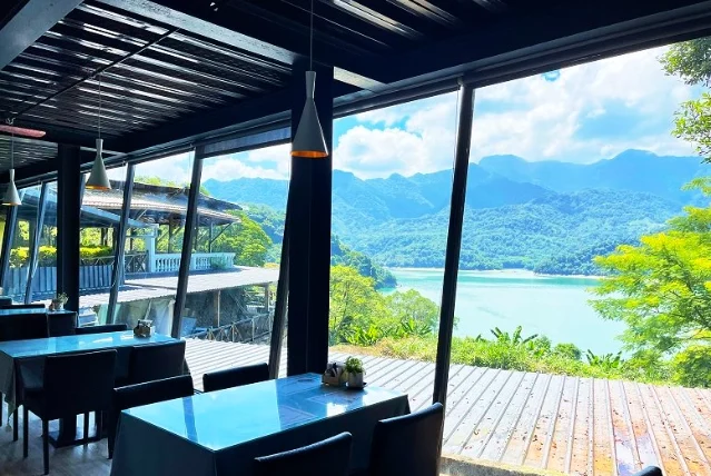 桃園湖景咖啡廳