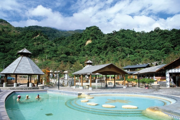 台灣泡溫泉推薦：行家私藏的北中南東四大溫泉區全攻略