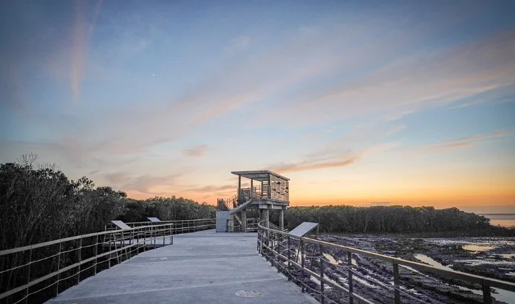 芳苑海空步道附近景點